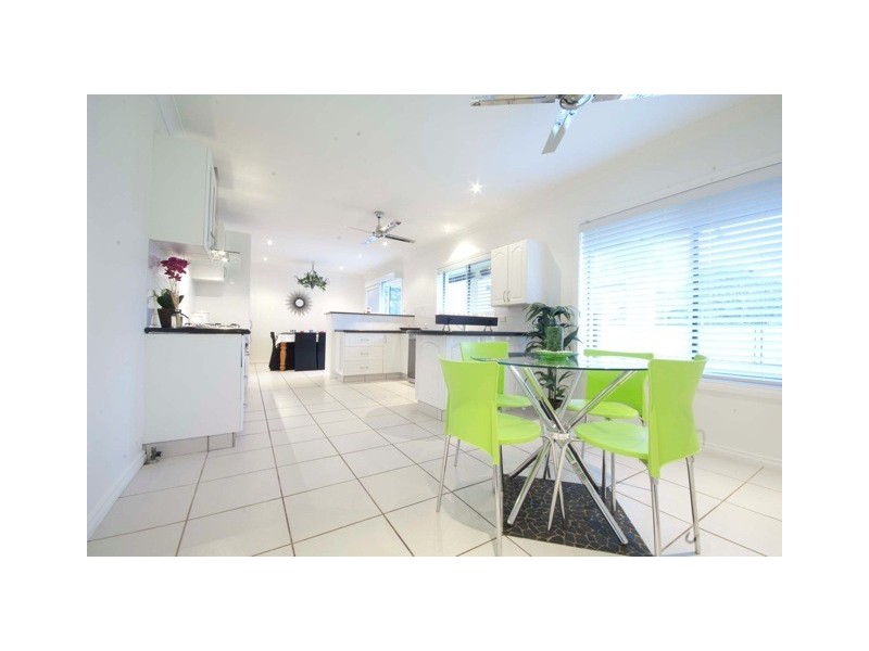 141 Wine Country Drive, Nulkaba NSW 2325