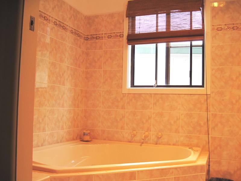 1 Buckland Avenue, Cessnock NSW 2325