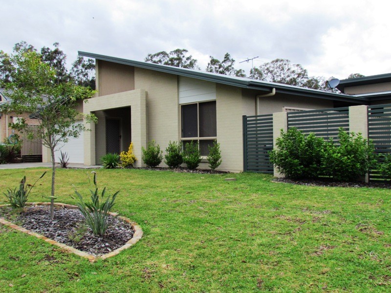2/10 Mount Pleasent Grove, Cessnock NSW 2325