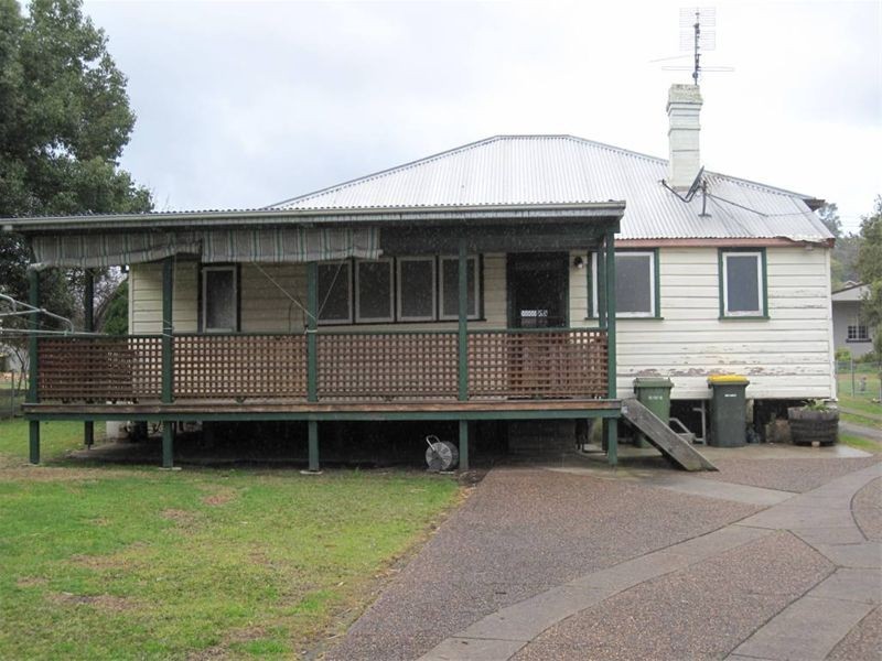 9 Ercildoune Street, Cessnock NSW 2325