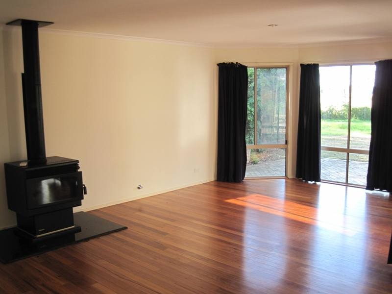 9 Tallowood Drive, Nulkaba NSW 2325