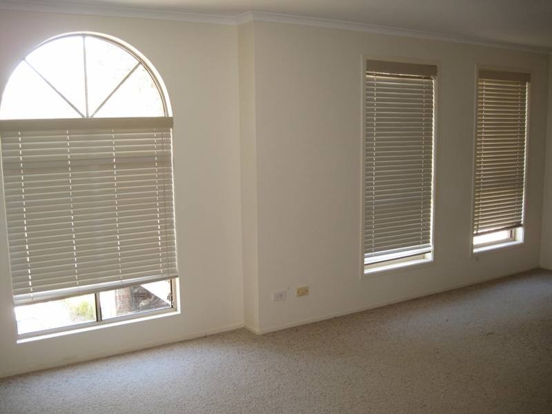 9 Tallowood Drive, Nulkaba NSW 2325