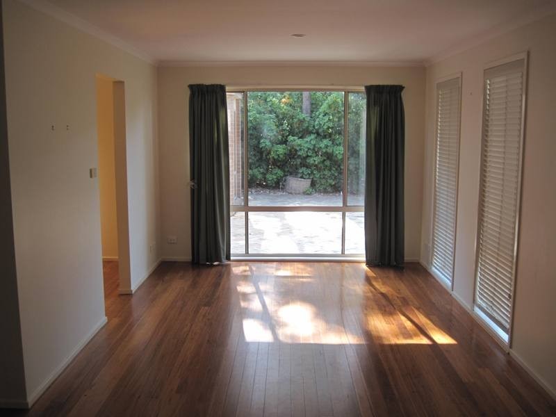 9 Tallowood Drive, Nulkaba NSW 2325