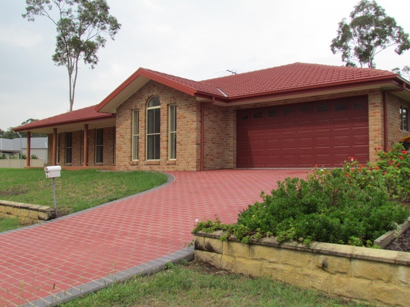 4 Mount Pleasant Grove, Cessnock NSW 2325