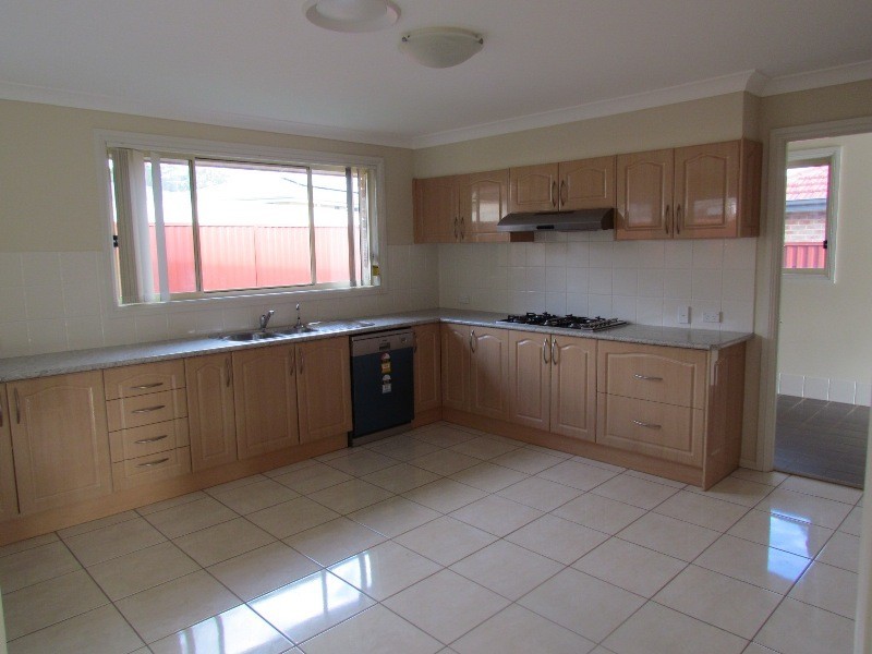 4 Mount Pleasant Grove, Cessnock NSW 2325