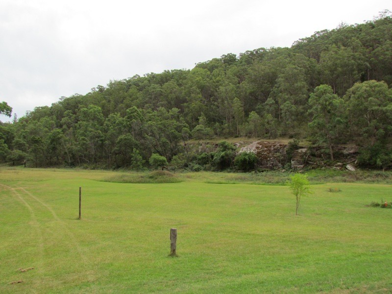 245 Narone Creek Rd, Wollombi NSW 2325