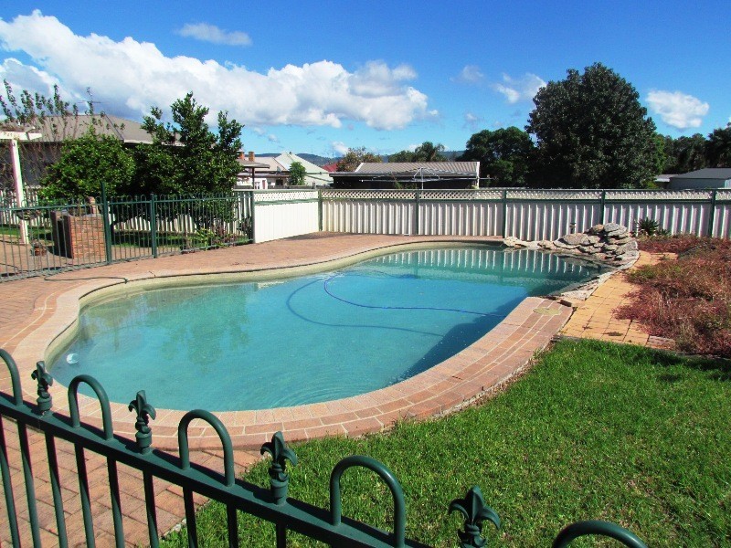 74 Rawson Street, Cessnock NSW 2325