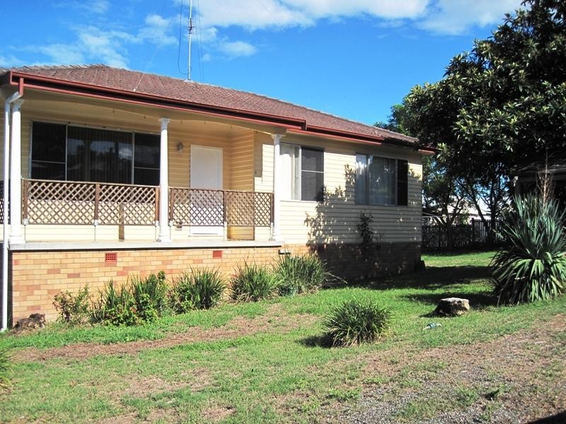 2 Clare Street, Cessnock NSW 2325