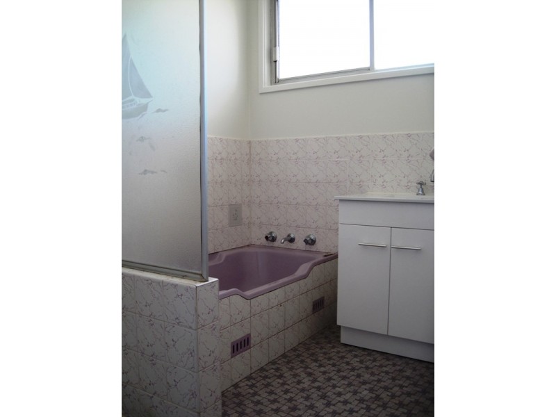 2 Clare Street, Cessnock NSW 2325