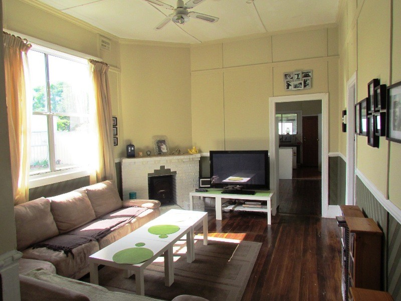 93 Wollombi Road, Cessnock NSW 2325