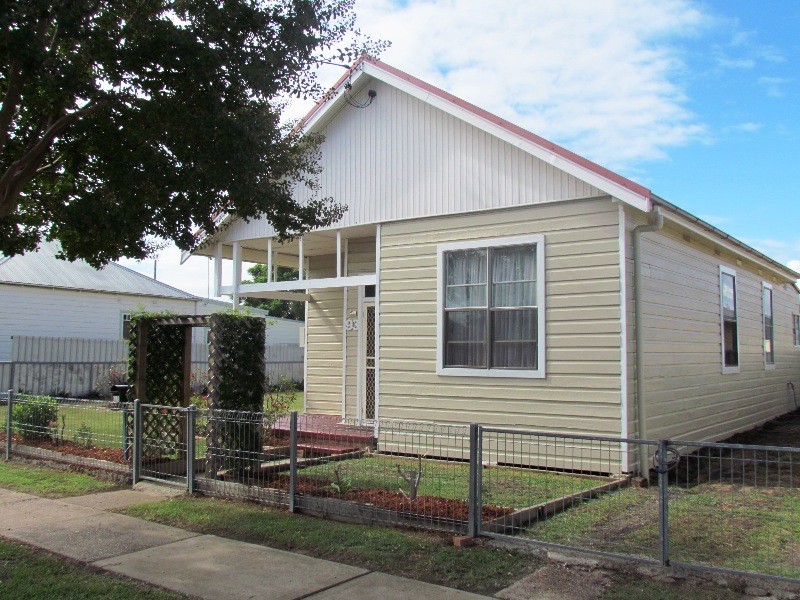 93 Wollombi Road, Cessnock NSW 2325