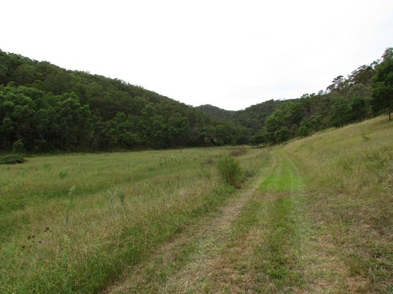 245 Narone Creek Rd, Wollombi NSW 2325