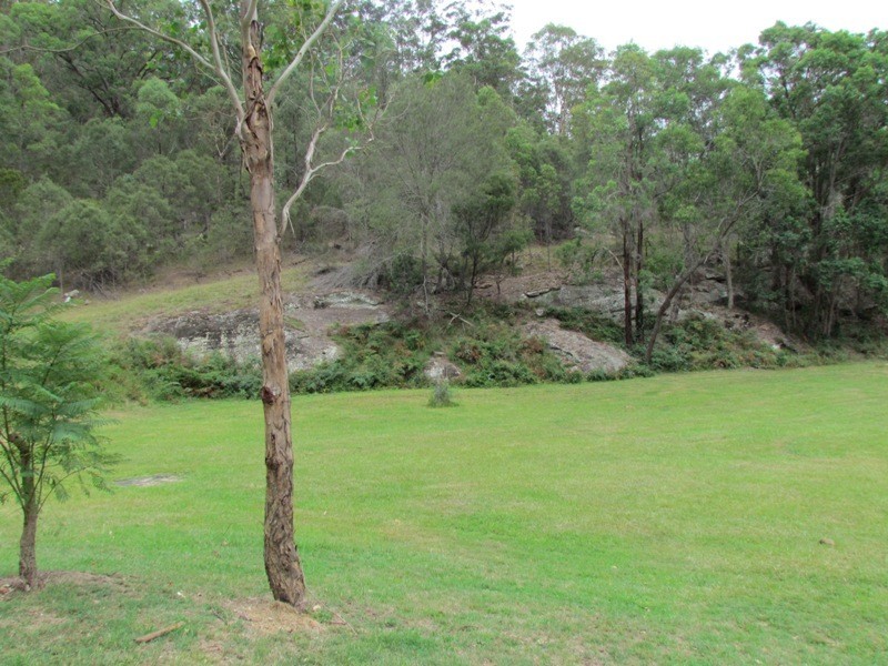 245 Narone Creek Rd, Wollombi NSW 2325