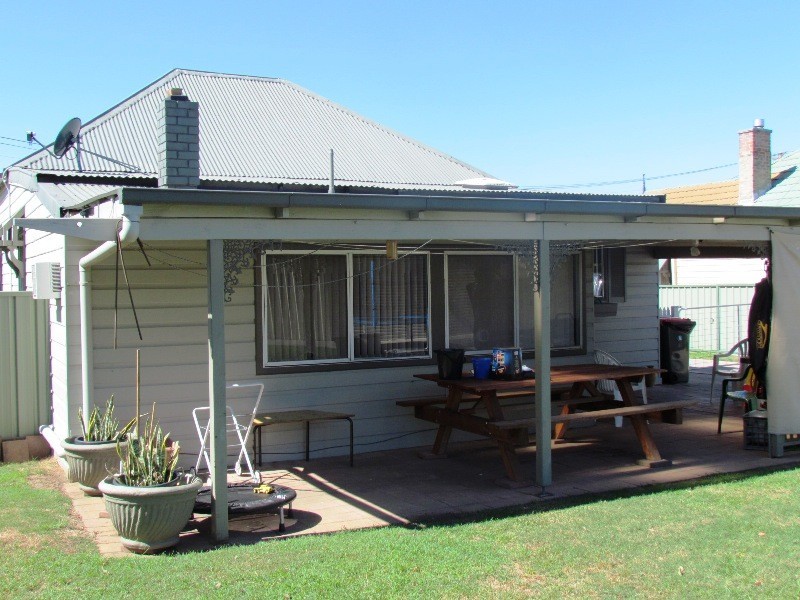 17 Doyle Street, Cessnock NSW 2325