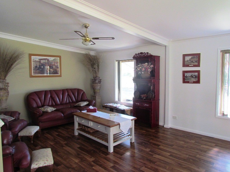 17 MOUNTAIN VIEW PLACE, Kitchener NSW 2325