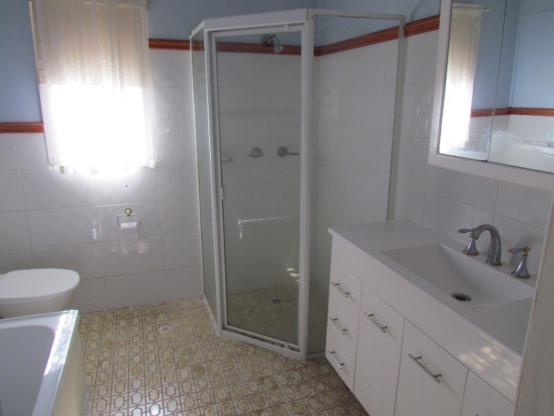 2 Chidgey Street, Cessnock West NSW 2325