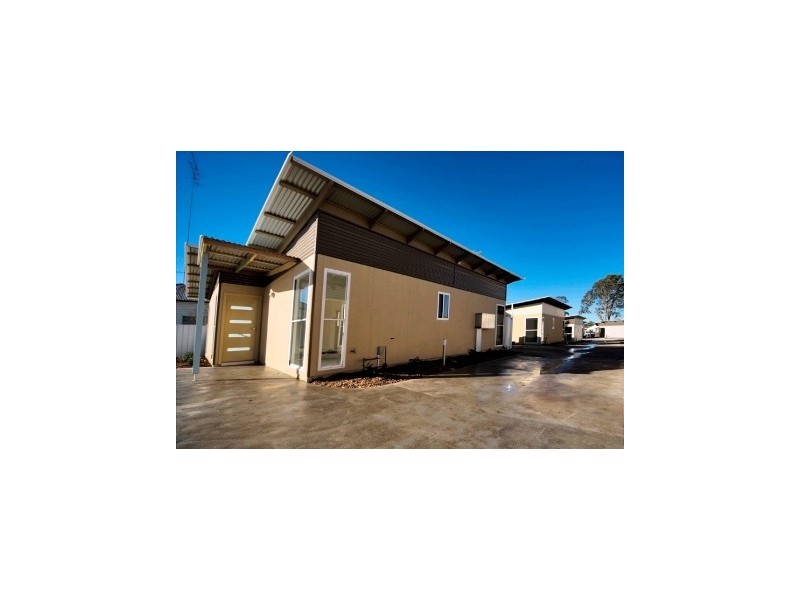 Units 7 & 8 At 6 Chidgey Street, Cessnock West NSW 2325