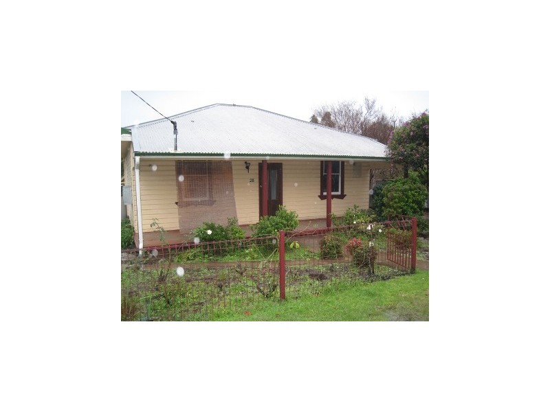 28 TOMALPIN STREET, Kearsley NSW 2325