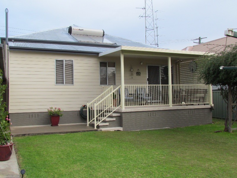 326 Maitland Road, Cessnock NSW 2325