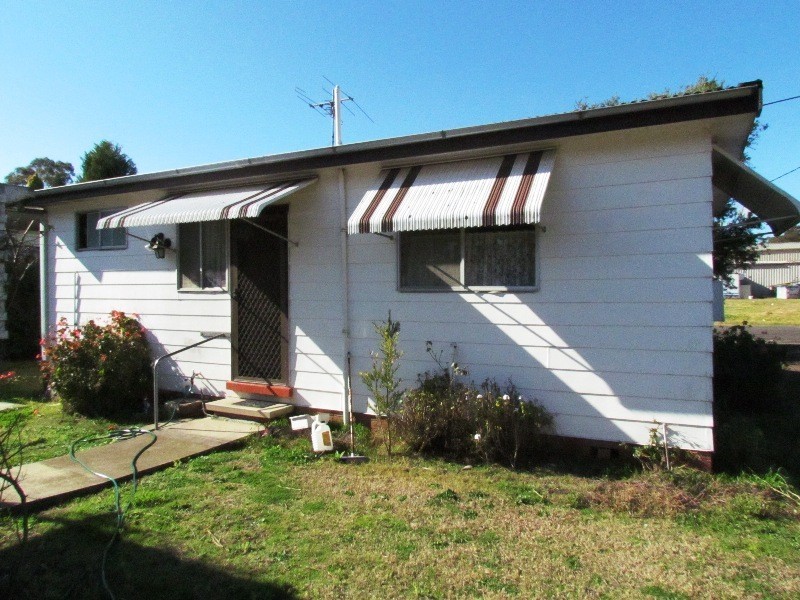 8 Waratah Street, Bellbird NSW 2325