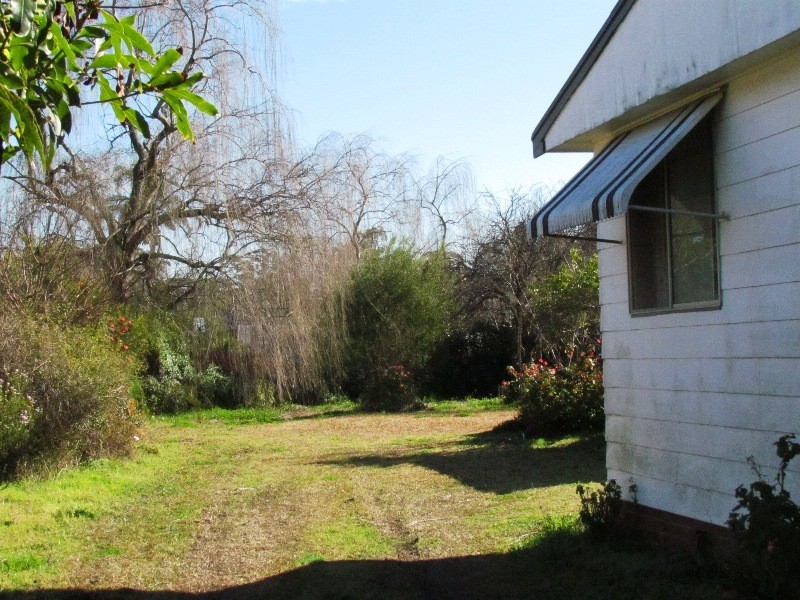 8 Waratah Street, Bellbird NSW 2325