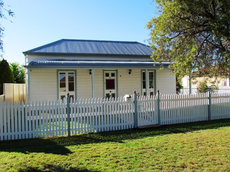 8 Edden Street, Bellbird NSW 2325