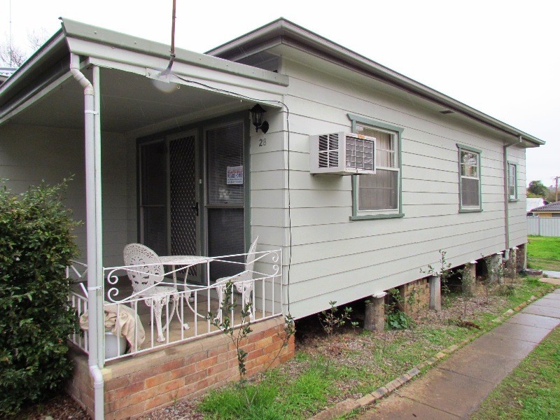 28 Wollombi Road, Cessnock NSW 2325