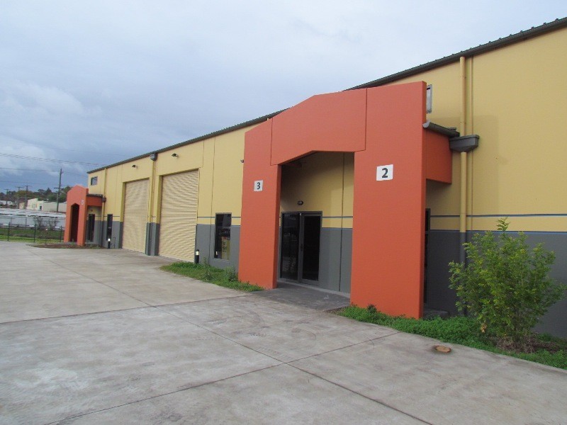 Unit 3 and Unit 4, 4 Cessnock Street, Cessnock NSW 2325
