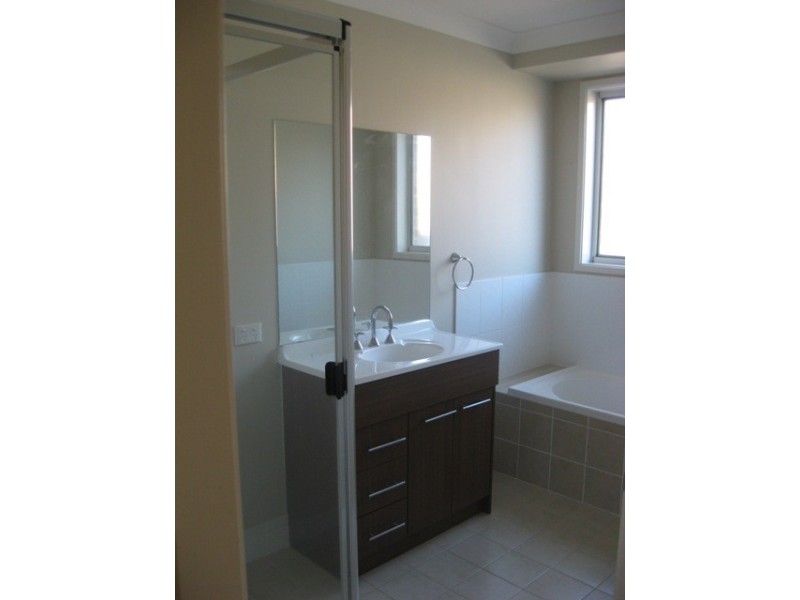 1/3 Allwood Close, Branxton NSW 2335