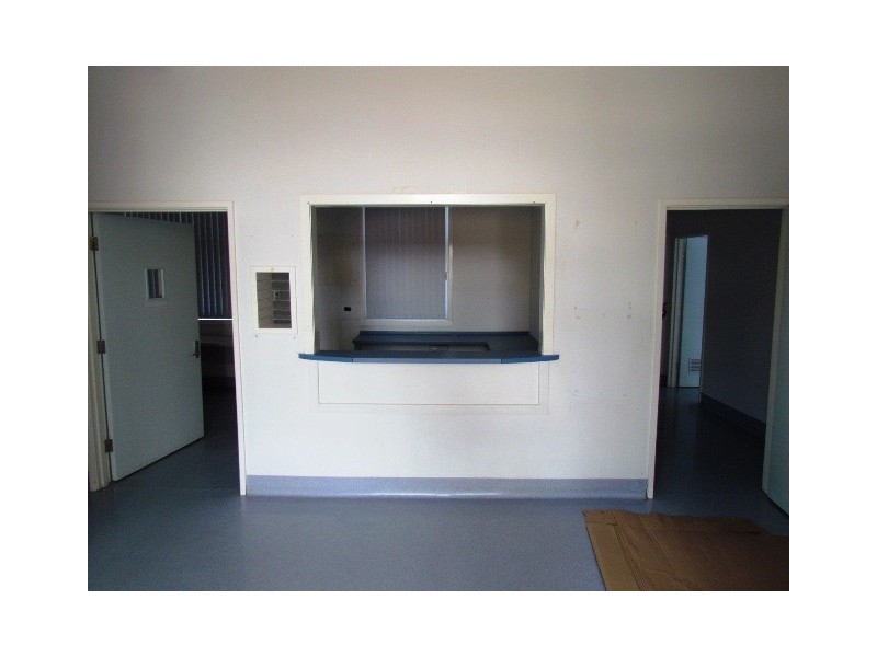 19 Dental Clinic Wine Country Drive, Cessnock NSW 2325