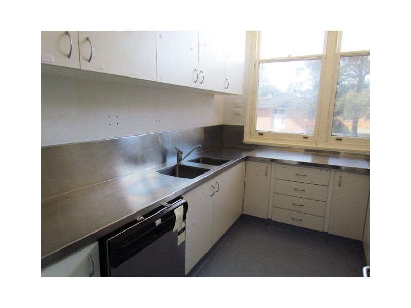 19 Dental Clinic Wine Country Drive, Cessnock NSW 2325