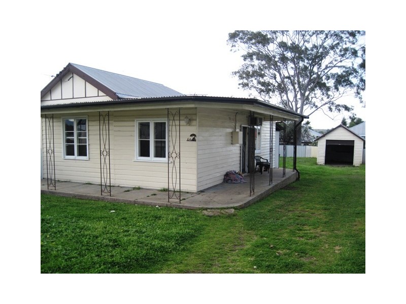 64 Love Street, Cessnock NSW 2325