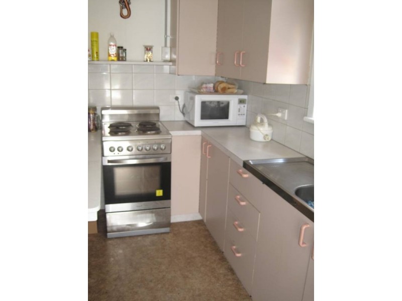 2/308 Maitland ROAD, Cessnock NSW 2325