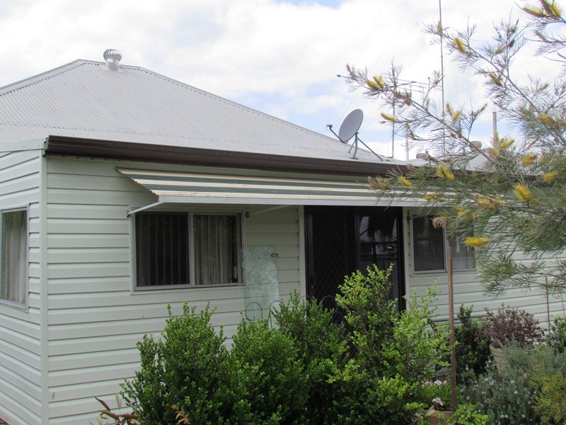 6 Barrett Avenue, Cessnock NSW 2325