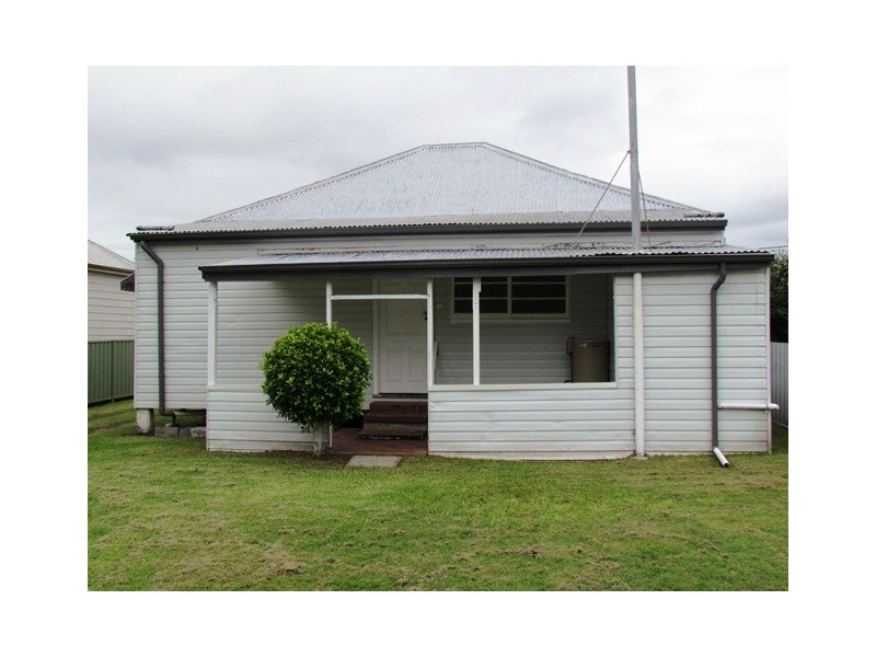 20 Moore Street, Cessnock NSW 2325