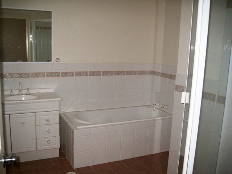 Unit 2, 8 Sports Avenue, Cessnock NSW 2325