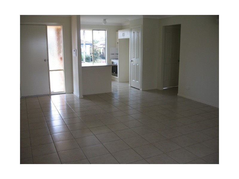 1/2 Lee-Ann Crescent, Cessnock NSW 2325