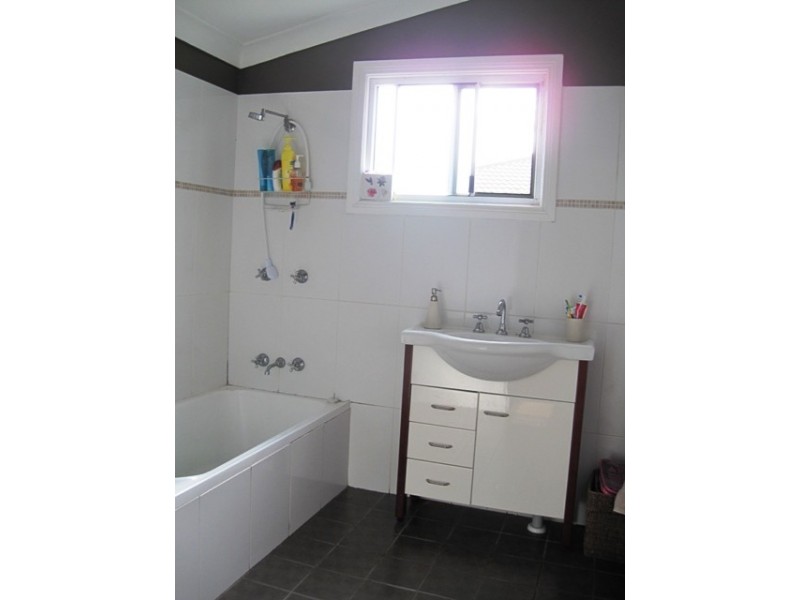 65 Love Street, Cessnock NSW 2325