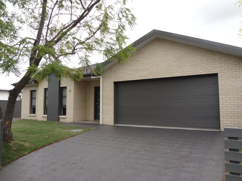 Unit 1/9 High Street, Cessnock NSW 2325