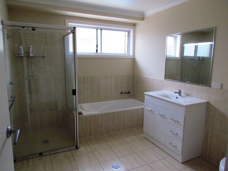 13 Robinia Way, Cessnock NSW 2325