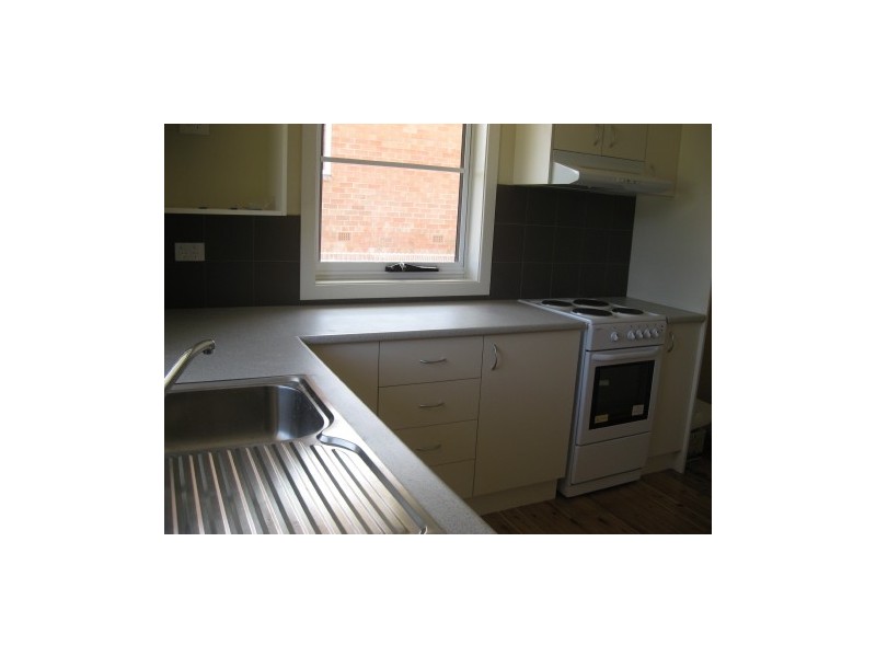 2/410 Lang Street, Kurri Kurri NSW 2327