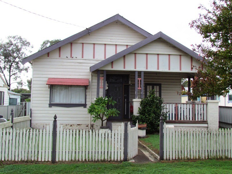 10 Stephen Street, Cessnock NSW 2325