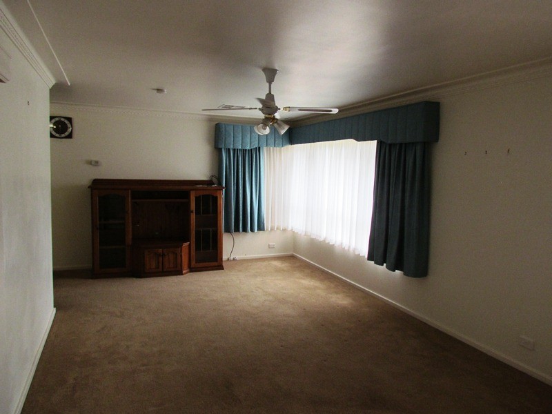 7 Comfort Ave, Cessnock NSW 2325