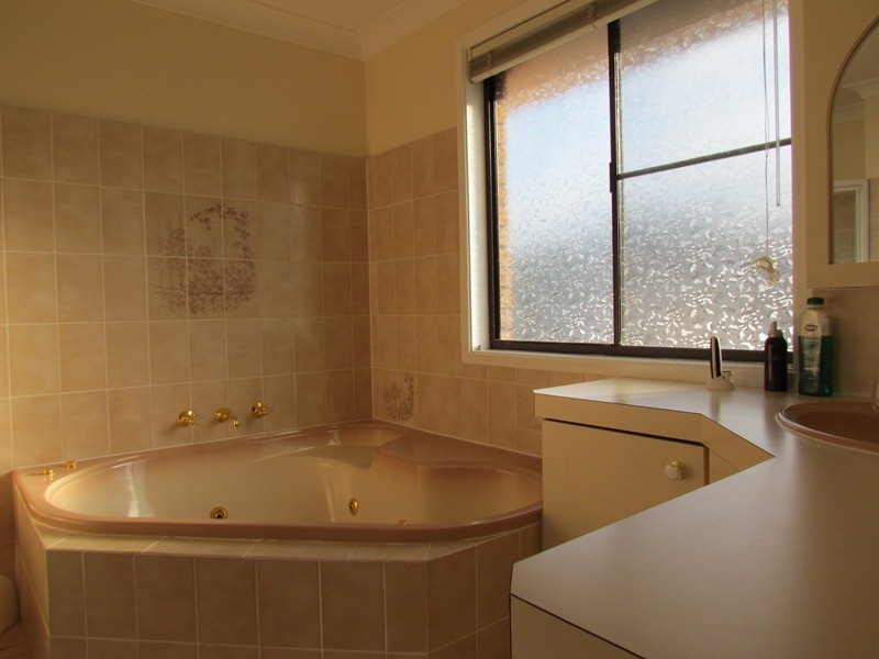 6  Hall Street, Paxton NSW 2325