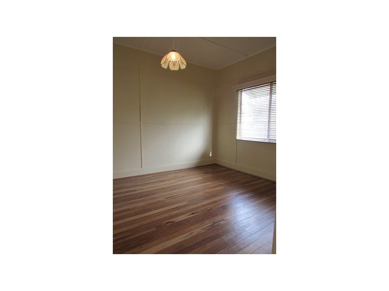 2 Mayfield Street, Cessnock NSW 2325