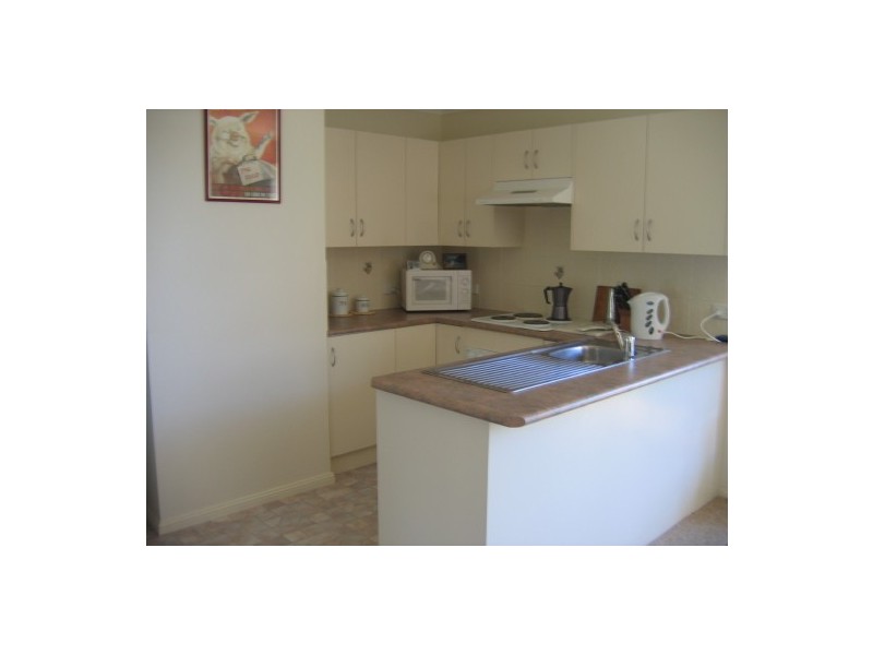 1/28  William Street, Cessnock NSW 2325
