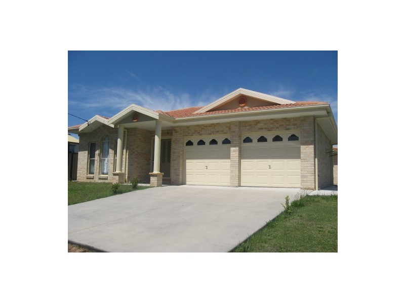 33  John Street, Ellalong NSW 2325
