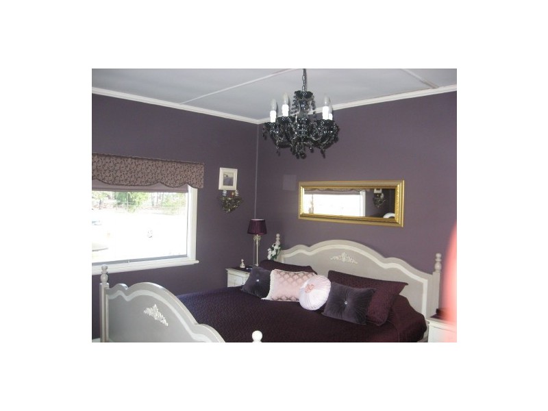 60 Vulture, Ellalong NSW 2325