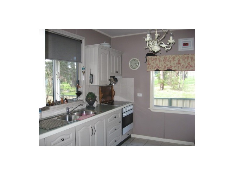 60 Vulture, Ellalong NSW 2325