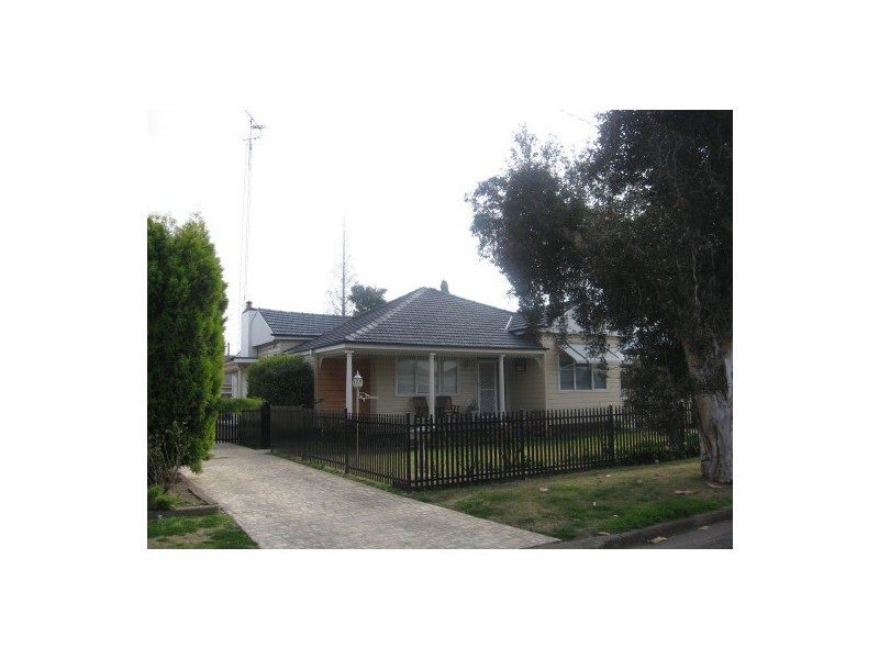 4 Catherine Street, Cessnock NSW 2325